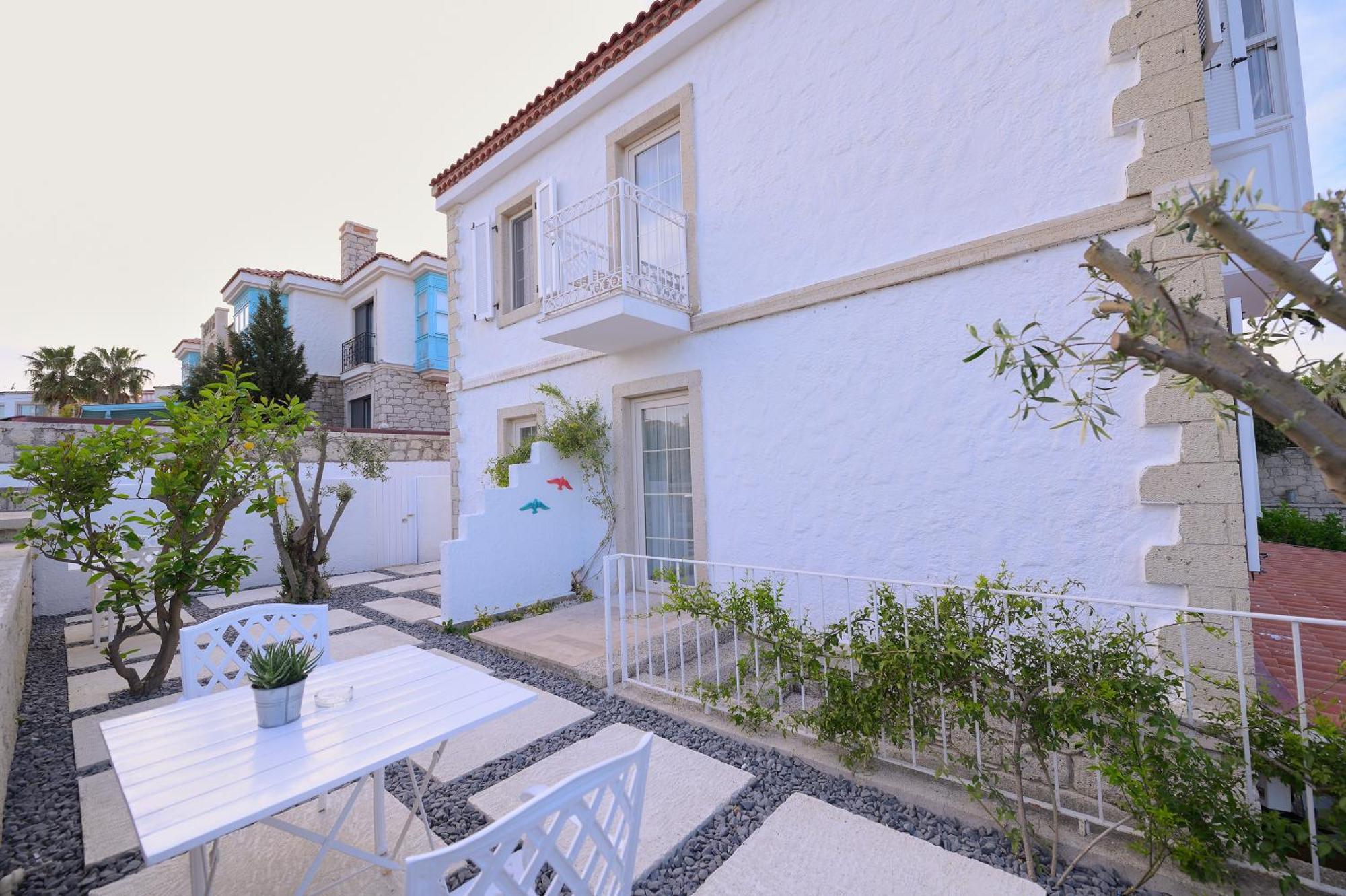 Peremere Alacati Otel מראה חיצוני תמונה