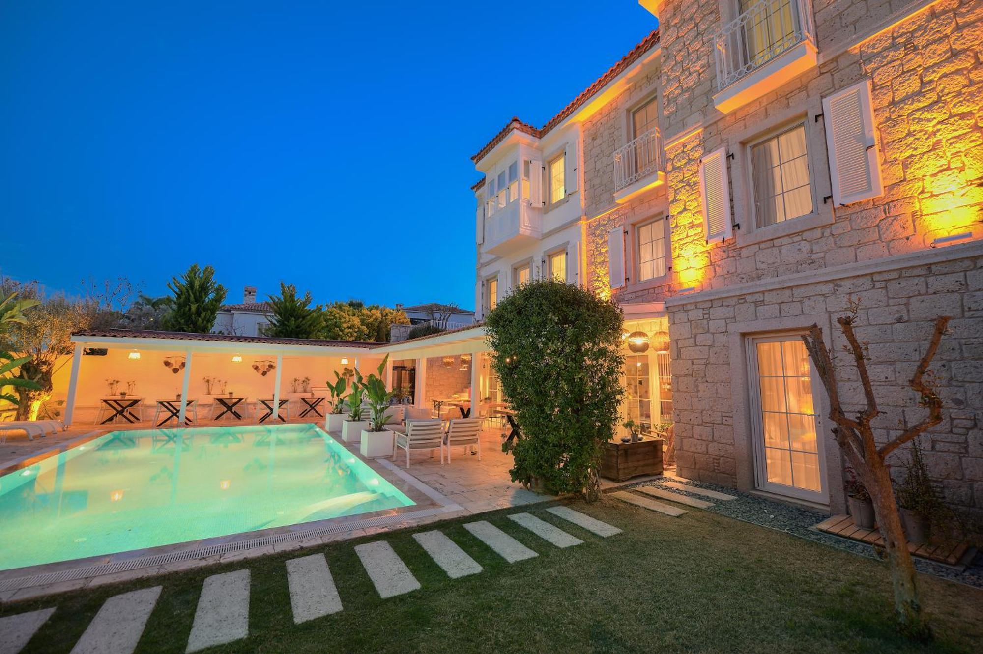 Peremere Alacati Otel מראה חיצוני תמונה