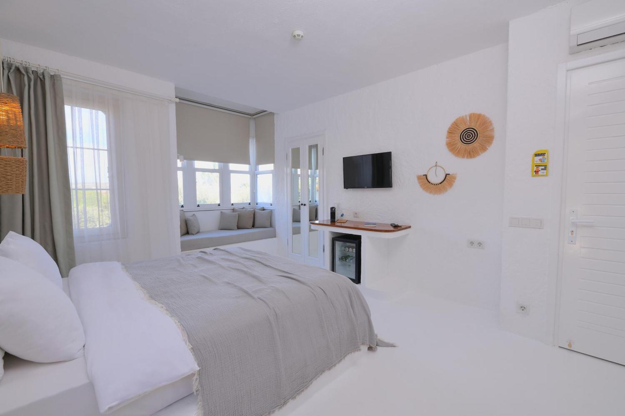 Peremere Alacati Otel מראה חיצוני תמונה
