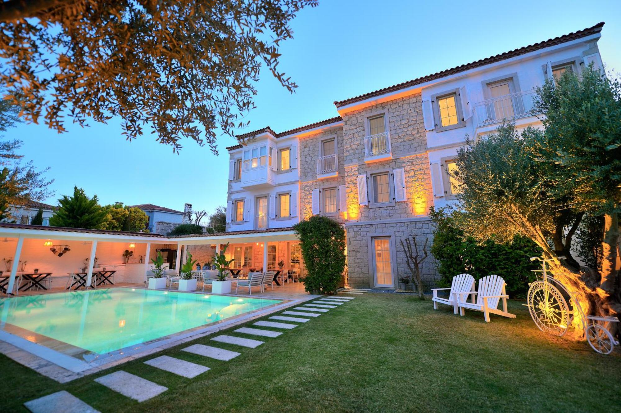 Peremere Alacati Otel מראה חיצוני תמונה